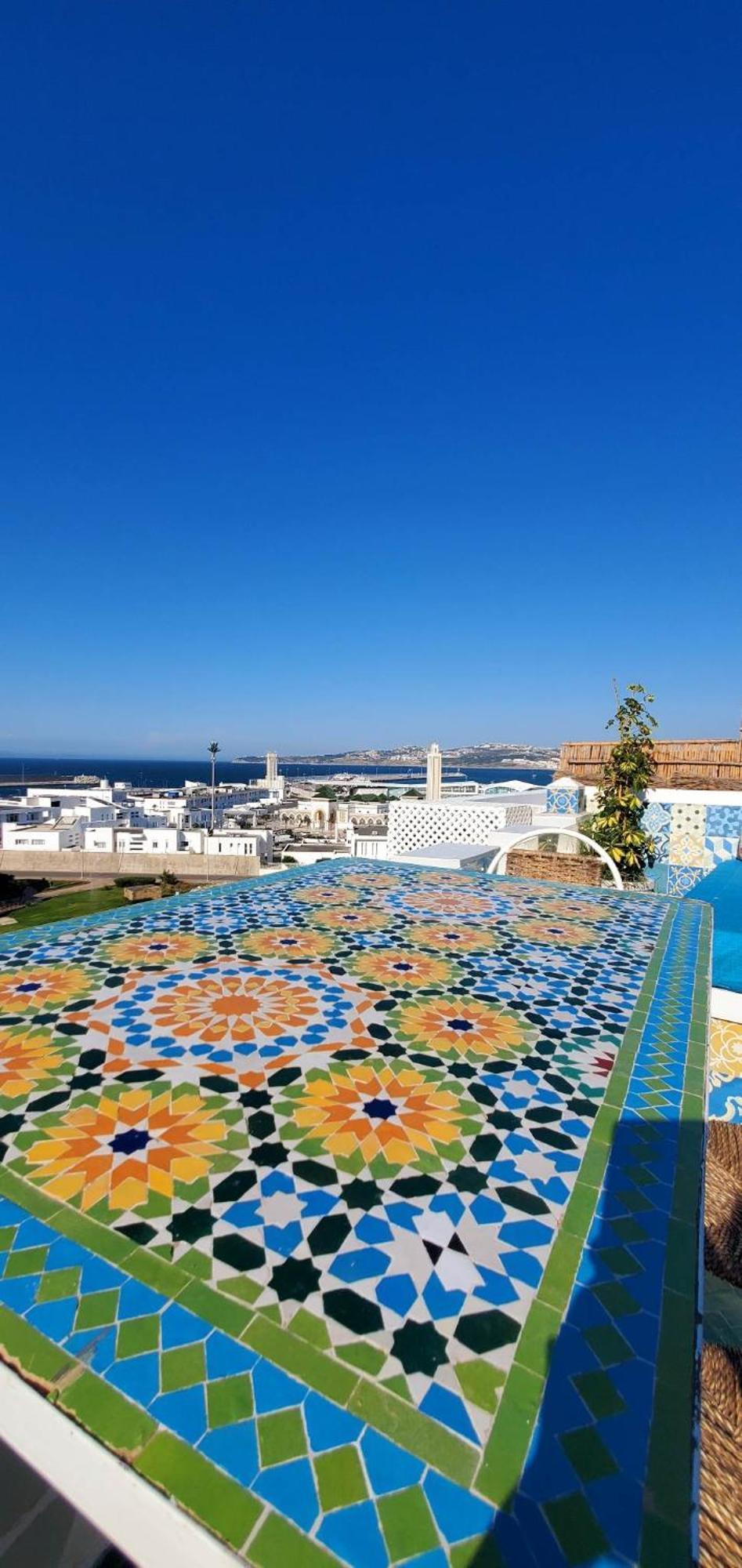 Riad Villa With Mediterranean Sea Views Of Spain And Gibraltar 丹吉尔 外观 照片