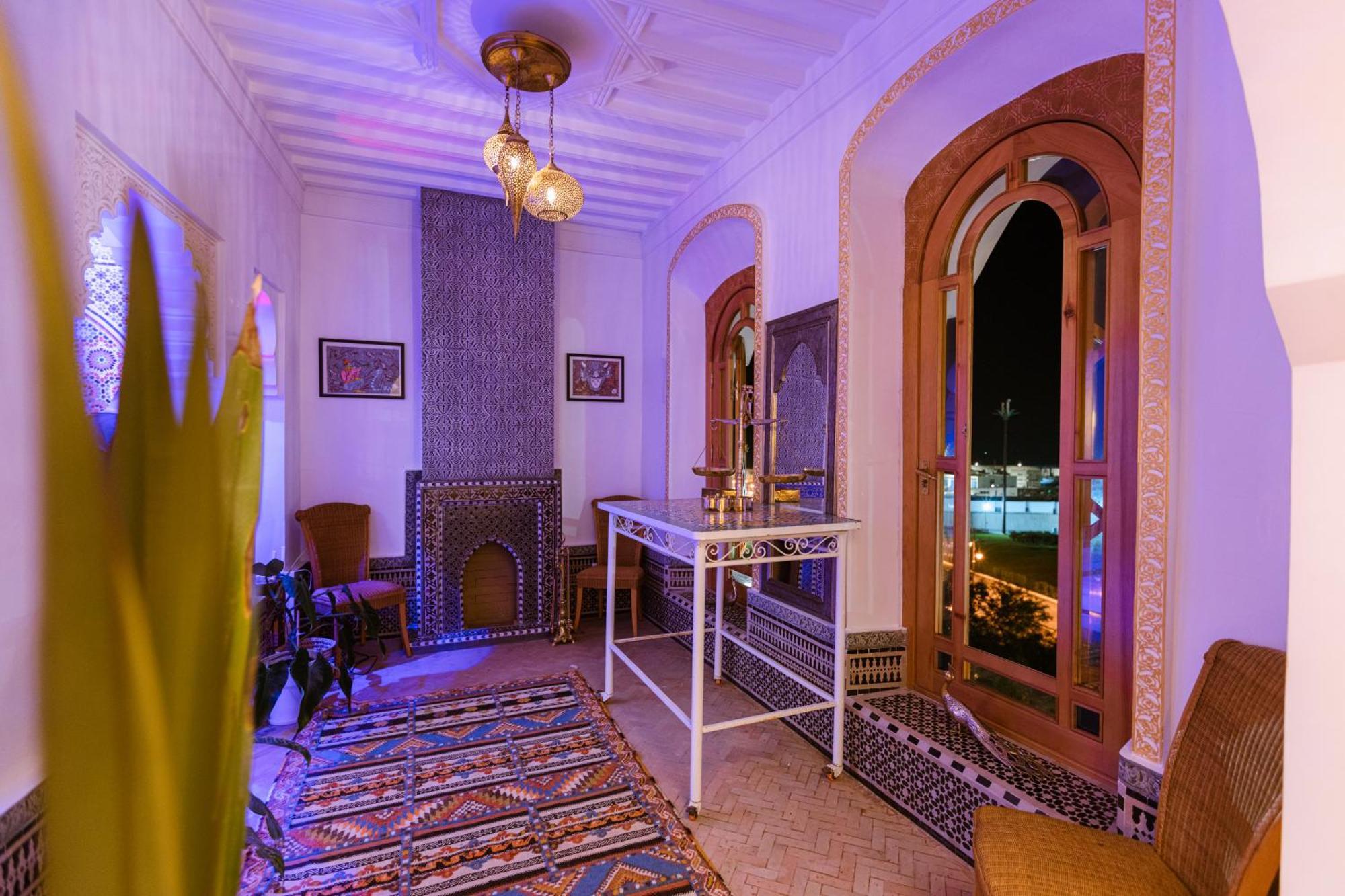 Riad Villa With Mediterranean Sea Views Of Spain And Gibraltar 丹吉尔 外观 照片