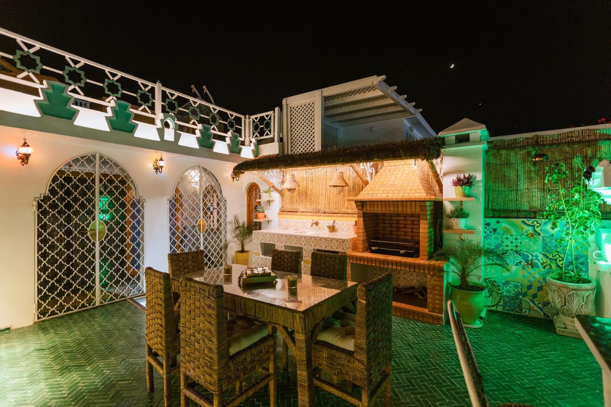 Riad Villa With Mediterranean Sea Views Of Spain And Gibraltar 丹吉尔 外观 照片