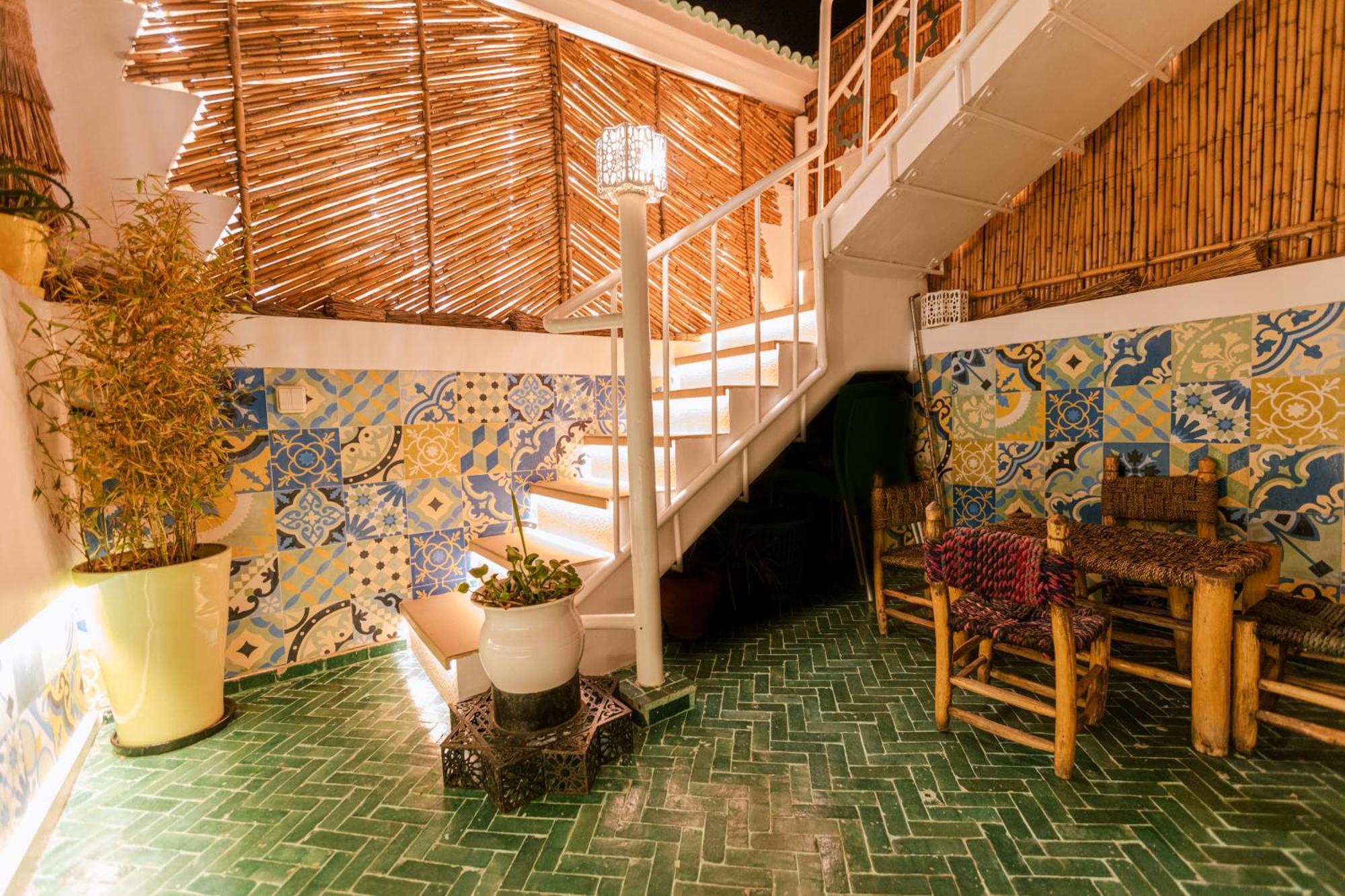 Riad Villa With Mediterranean Sea Views Of Spain And Gibraltar 丹吉尔 外观 照片