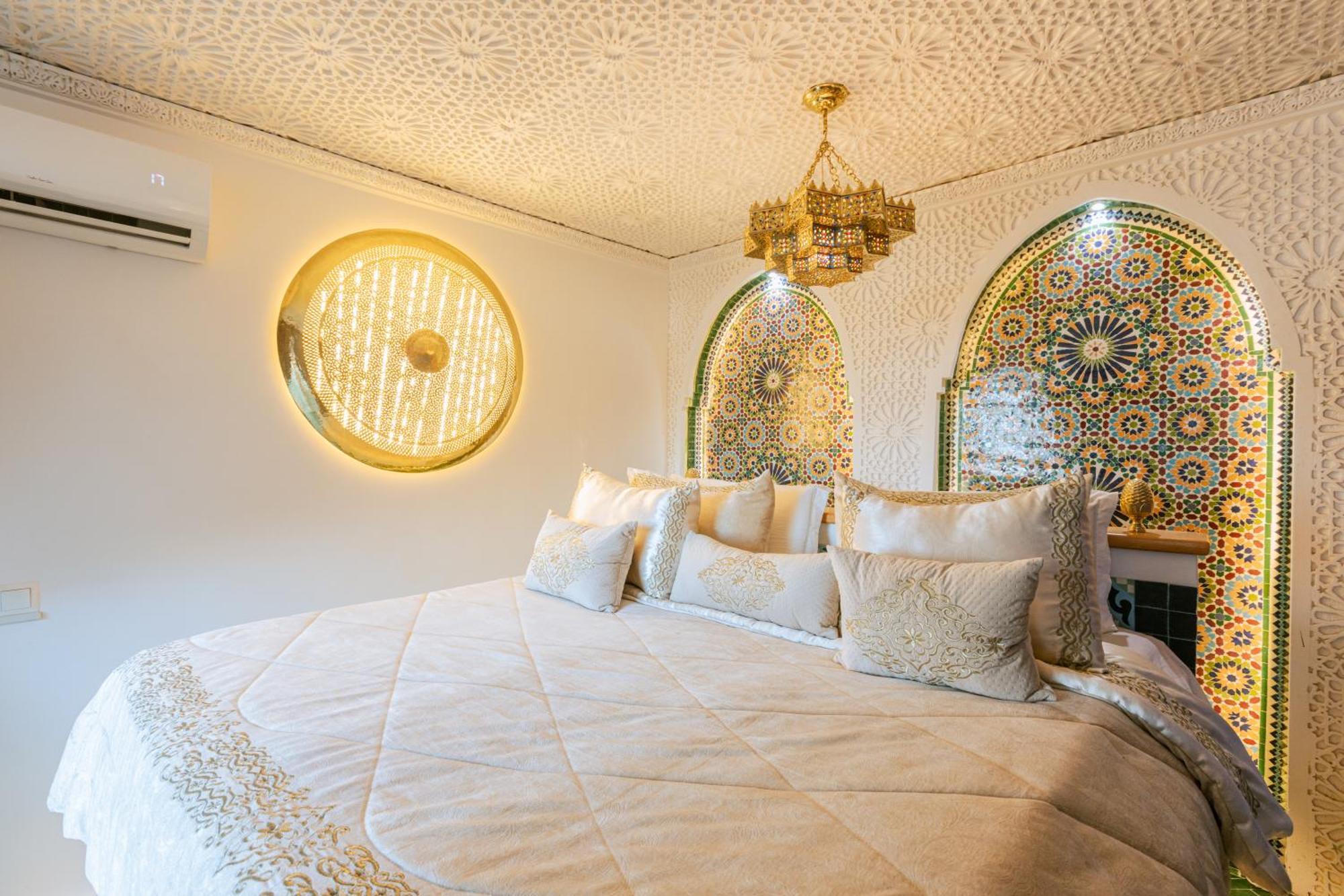 Riad Villa With Mediterranean Sea Views Of Spain And Gibraltar 丹吉尔 外观 照片